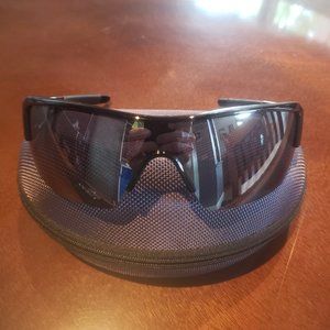 FOX - The Duncan Sunglasses (BLACK) with case, pouch, extra lens and more!